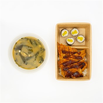 {{photo.Alt || photo.Description || 'Японский обед №1 (Мисо+курица терияки+хосомаки)'}}