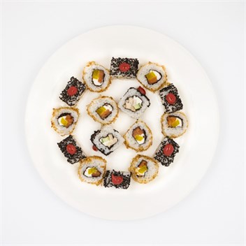 {{photo.Alt || photo.Description || 'Мини сет 16 кусочков '}}